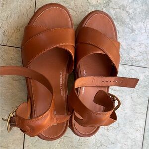 Fitflop Tan Leather Sandals size 7